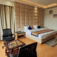 Sparsh Hotel & Resort、バレーリーのホテル