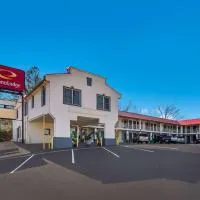 Econo Lodge Calhoun North Damascus, hotel di Calhoun
