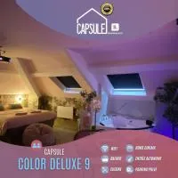 Capsule color deluxe Balnéo I écran home cinéma I console de jeux, hotel a Trith-Saint-Léger
