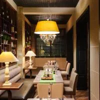Family Hotel Papi, hotel u gradu Razlog