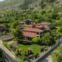 Viesnīca Hotel-restaurant Almond pilsētā Karlovo