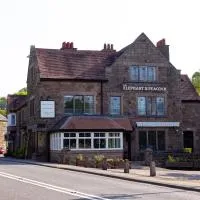 The Strutt Arms Hotel at The Elephant & Peacock, hotel u gradu 'Belper'