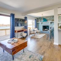 Spacious Lakefront Home in White Lake, hotel near Oakland County International - PTK, Oxbow