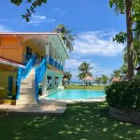 Las Lajas Beach Resort, отель в городе Лас-Лахас