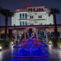 Hotel Bardhi – hotel w mieście Kuçovë