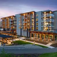 Naturally Pacific Resort, hotel di Campbell River