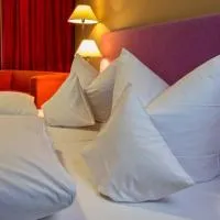 Schurwald Hotel, hotel u gradu Plohingen