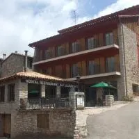 Hostal Alt Llobregat, Hotel in Castellar de NʼHug