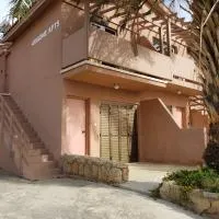 Ariadne Apartments 201 - 300m from Lighthouse beach, khách sạn ở Paphos