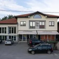 Apartments River, hotel Visokóban