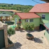 R&H apartmani, ξενοδοχείο σε Slankamenački Vinogradi