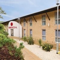 Ramada Oxford, hotel in Waterstock