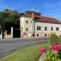 Atelier St Jean - Chambres d'hôtes, Hotel in Montluçon