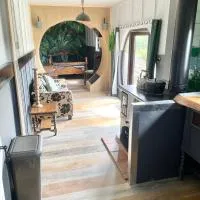 Acorn Cabin, hotel din Welshpool