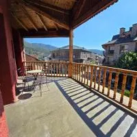 Spacious apartment in Bellver de Cerdanya 150 m² with balcony, viešbutis mieste Belver de Serdanja