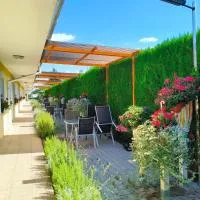Cozy Room with garden in Bratislava: Bratislava şehrinde bir otel