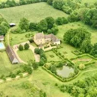 Manoir de Buis, готель у місті Saint-Célerin