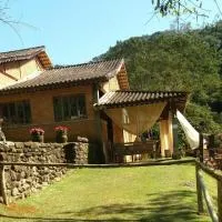 Vale das Quaresmeiras, hotel en Divisa