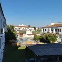 Casa Adosada Mirador de Sevilla, hotel en Tomares