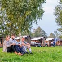 Kempings Daugavas lokos, hotelli kohteessa Sargailiški