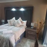 Gugulethu Villa, hotell i Rensburgdorp