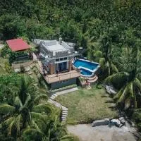 Baybay में, होटल The Mountain side Floating Villa
