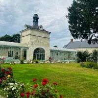 Château de la Thibaudière - Chambre des oiseaux, hotel en Allonnes