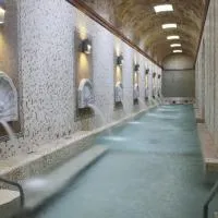 Hotel Parque Balneario Termas Pallares، فندق في ألهاما دي أراغون