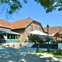 Hotel Restaurant De Roosterhoeve, hotel v destinácii Roosteren