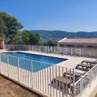 Logis Hotel Le Col De L'ange, hotel di Draguignan