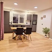 Butas Ežero 30, hotel u gradu 'Plateliai'