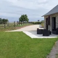 La Giraudière avec climatiseur 2 à 4 personnes, hotel u gradu Soulgé-sur-ouette