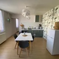 Copines'House, ξενοδοχείο σε Chauny