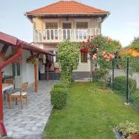 JJ Zavoi, hotel en Orăştie
