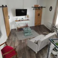 Jolilina, hotel Mirebeau-ban