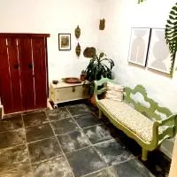 Luana House, hotel v destinaci Teguise