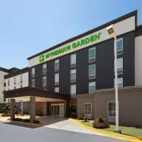 Wyndham Garden Monterrey Aeropuerto, hotel Monterreyben