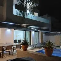 La Herrada 03187 Los Montesinos, готель в Аліканте