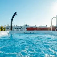Aparthotel Luz de Gades - Suites Spa Gym - Adults Only, hotelli kohteessa Cádiz