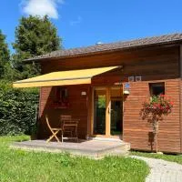 Fiechtehüsli (tiny house)، فندق في Huttwil