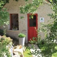 Ecogîte Les jours heureux Chalo，Châlo-Saint-Mars的飯店