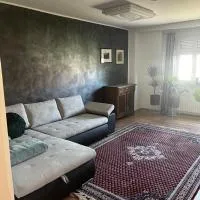 80m2 am Kreuzbergl, hotelli kohteessa Klagenfurt