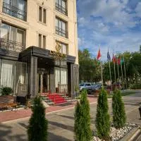Crown Hotel, hotel en Bishkek