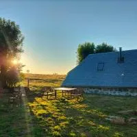 location d'un Buron sur l'Aubrac、Lacalmのホテル