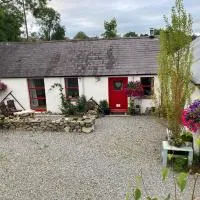 Stone Wall Cottage, hotel en Castlewellan