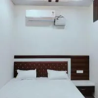 Goenka Home Stay Barsana, מלון בBarsāna