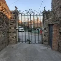 La tenuta Moscatella a 200m dal mare, hotel u gradu Schisò
