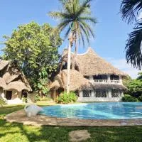 HHvilla, hotel in Malindi