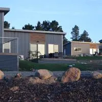 Hygge Eco Cabins Beautiful New Cabins with Amazing Views, hotel v mestu Jindabyne