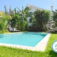 Vila Vale Guest House - Surf & Yoga, Hotel in Charneca